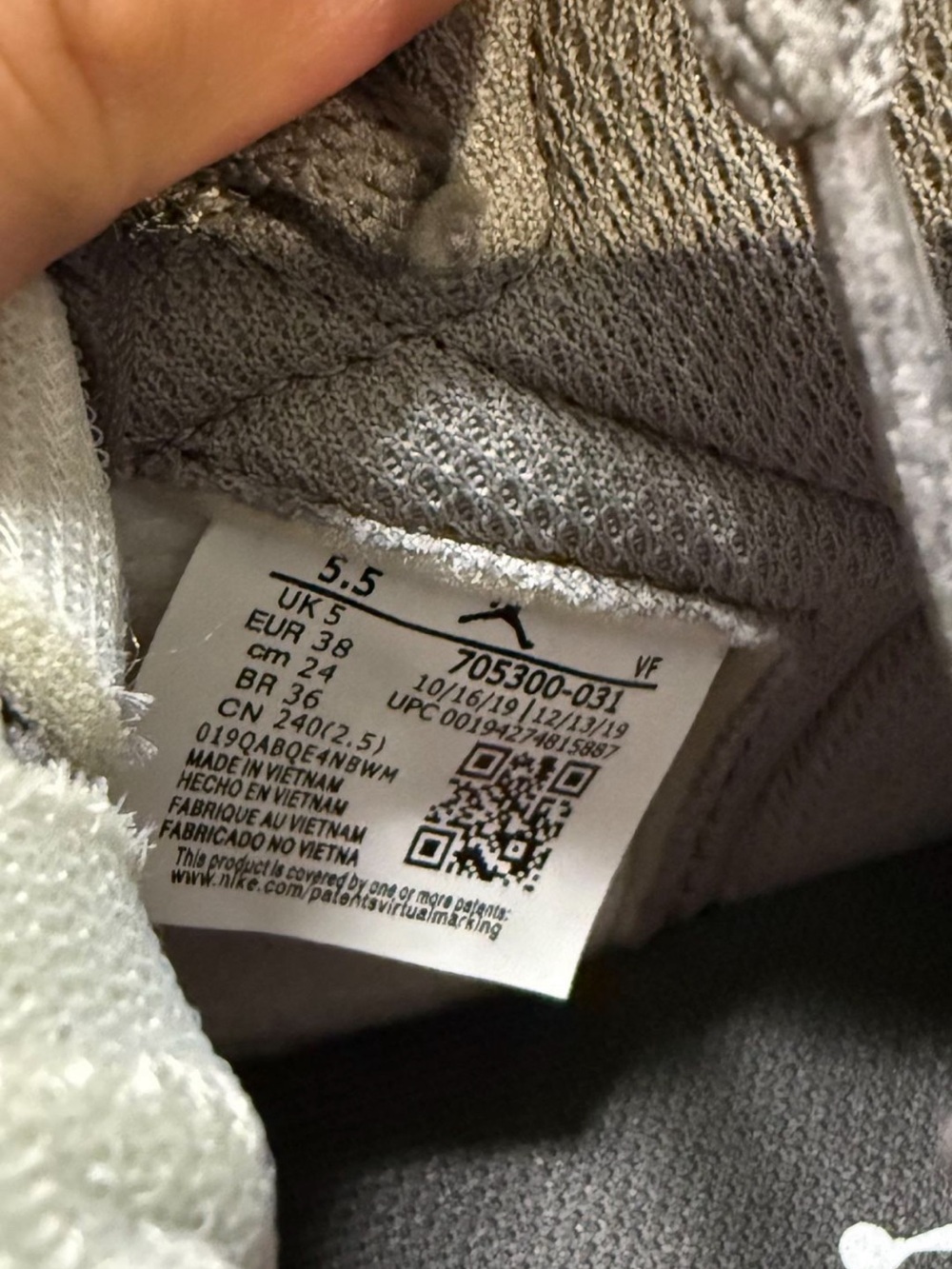 Sweater Subcategory Identification